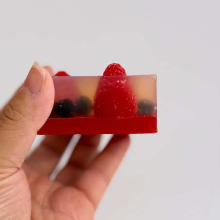 Savon fruits rouges